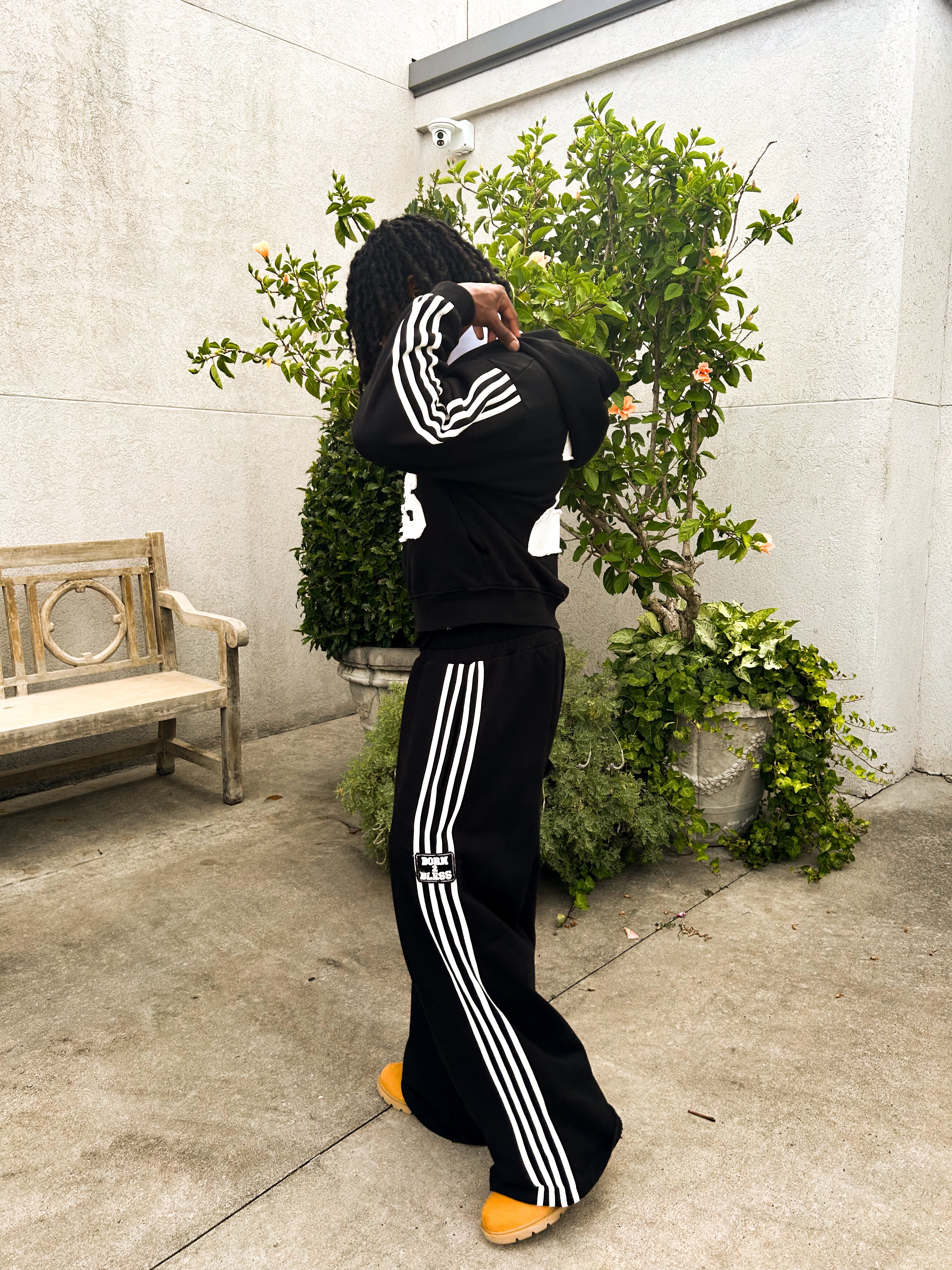Black "Signature" Sweatpants